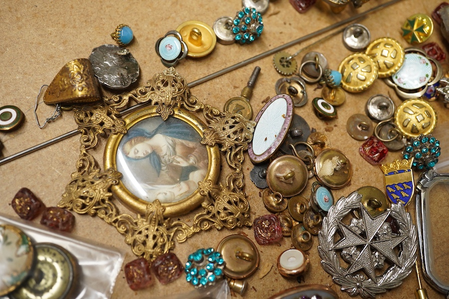 Set of six art nouveau silver buttons , Levi and Salaman and other buttons, links and enamel set